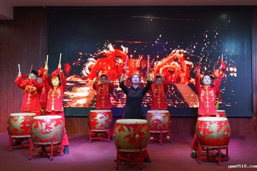 岁末盛典 扬帆启航 | 2024年伟德BETVlCTOR官网年会圆满举行！